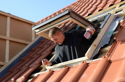 Pose de fenêtres de toit Velux à Dialan sur Chaîne